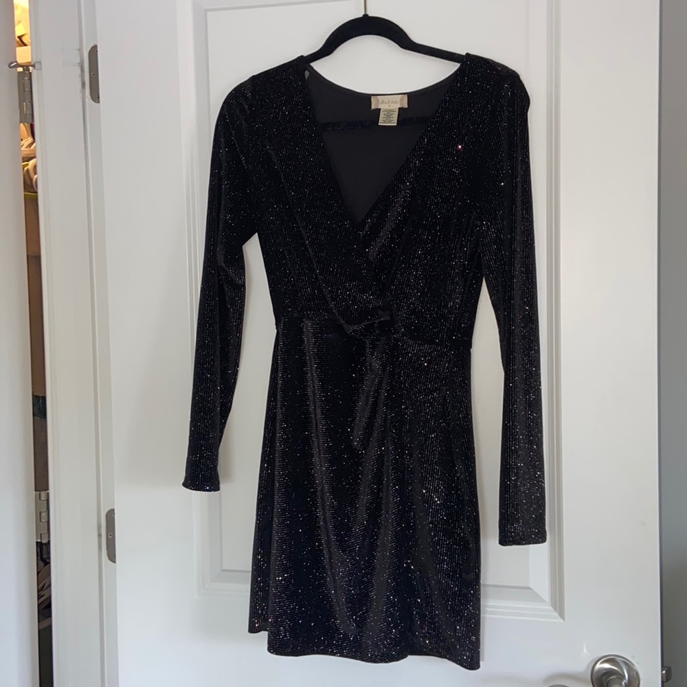 Size M altar’d state glitter velvet dress